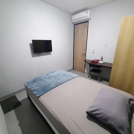Oyo Life 92770 Cozy Puri 22 Hotel จาการ์ตา ภายนอก รูปภาพ