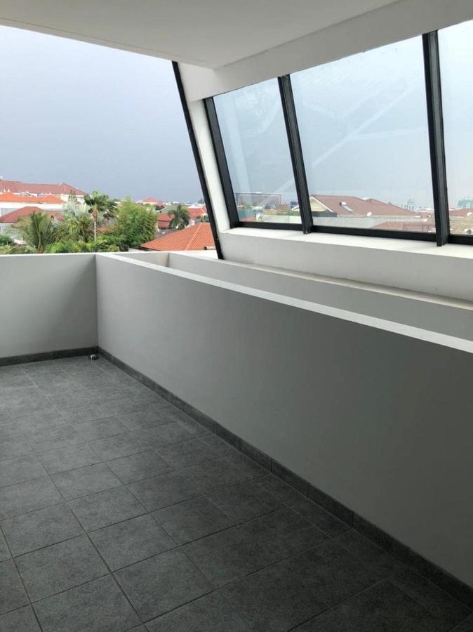 Oyo Life 92770 Cozy Puri 22 Hotel จาการ์ตา ภายนอก รูปภาพ