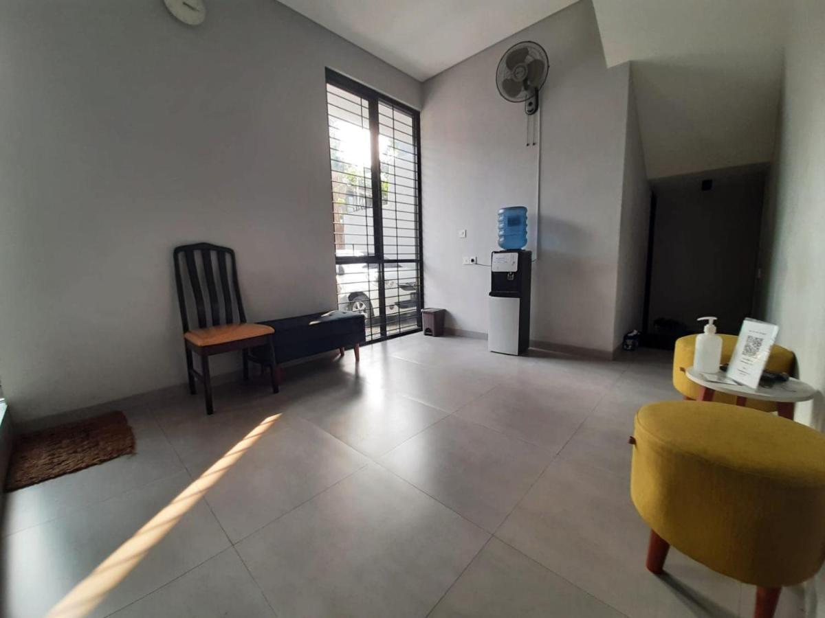 Oyo Life 92770 Cozy Puri 22 Hotel จาการ์ตา ภายนอก รูปภาพ