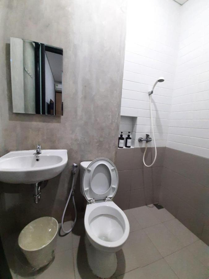 Oyo Life 92770 Cozy Puri 22 Hotel จาการ์ตา ภายนอก รูปภาพ