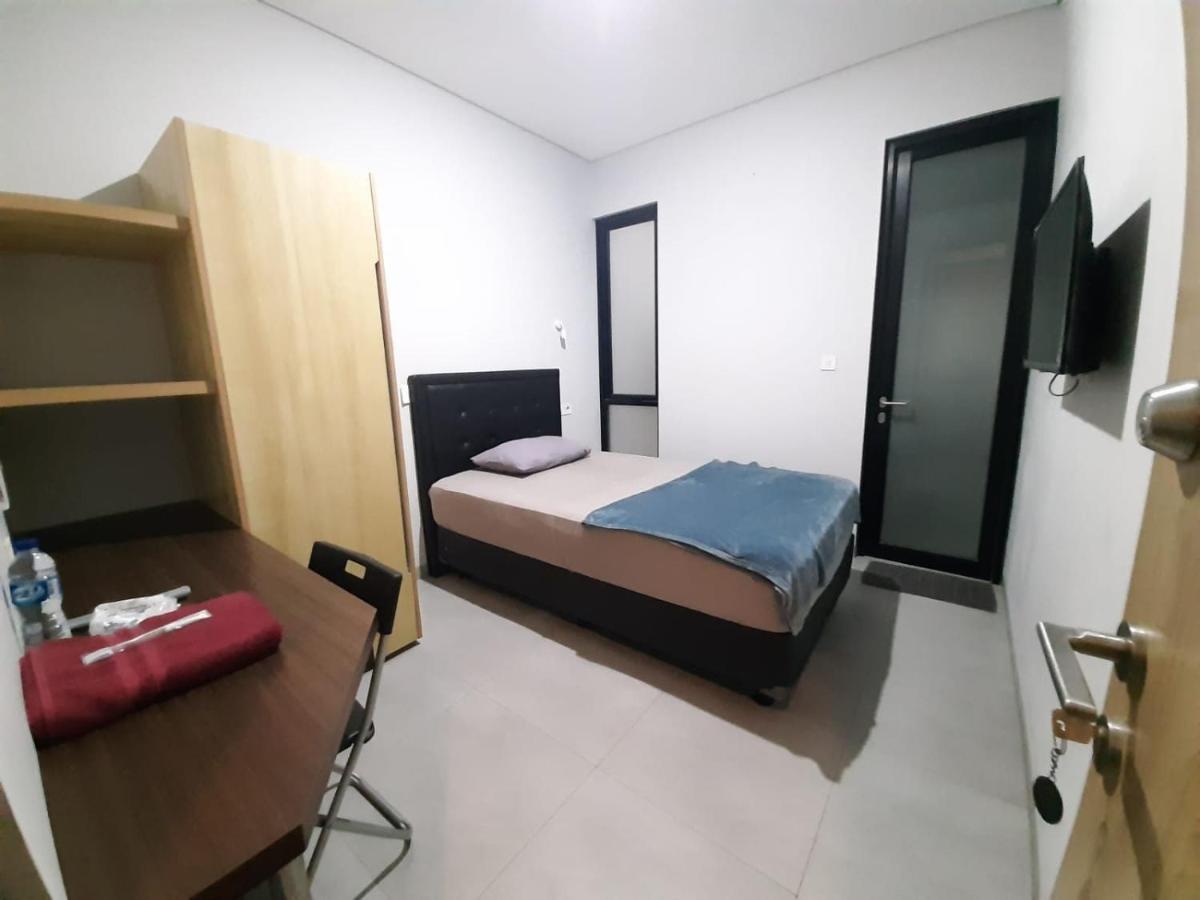 Oyo Life 92770 Cozy Puri 22 Hotel จาการ์ตา ภายนอก รูปภาพ